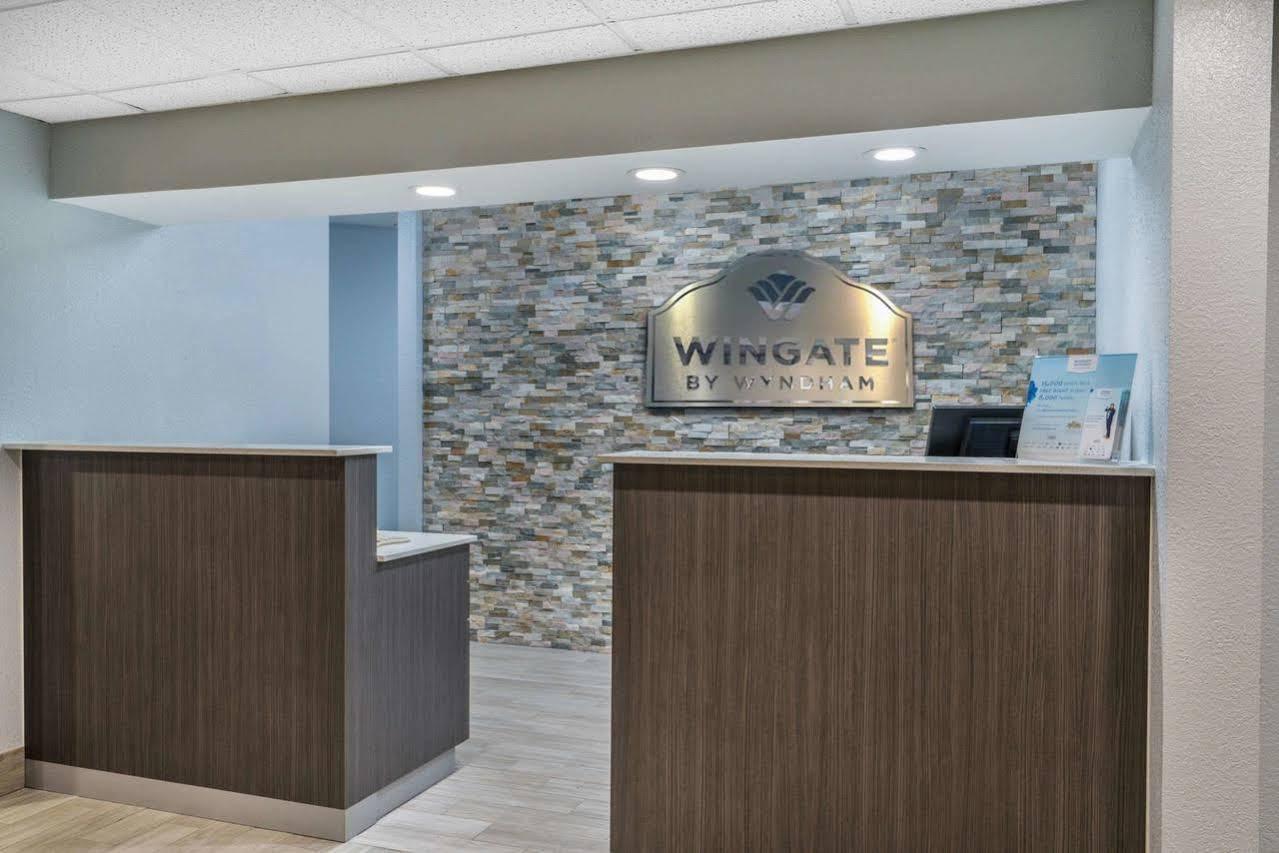 Comfort Inn & Suites Liverpool - Syracuse Exterior foto