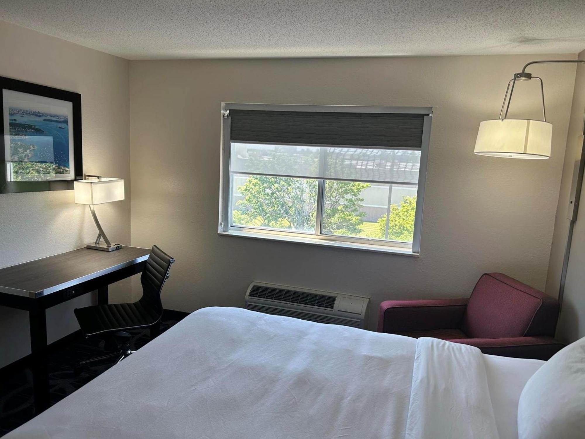 Comfort Inn & Suites Liverpool - Syracuse Exterior foto