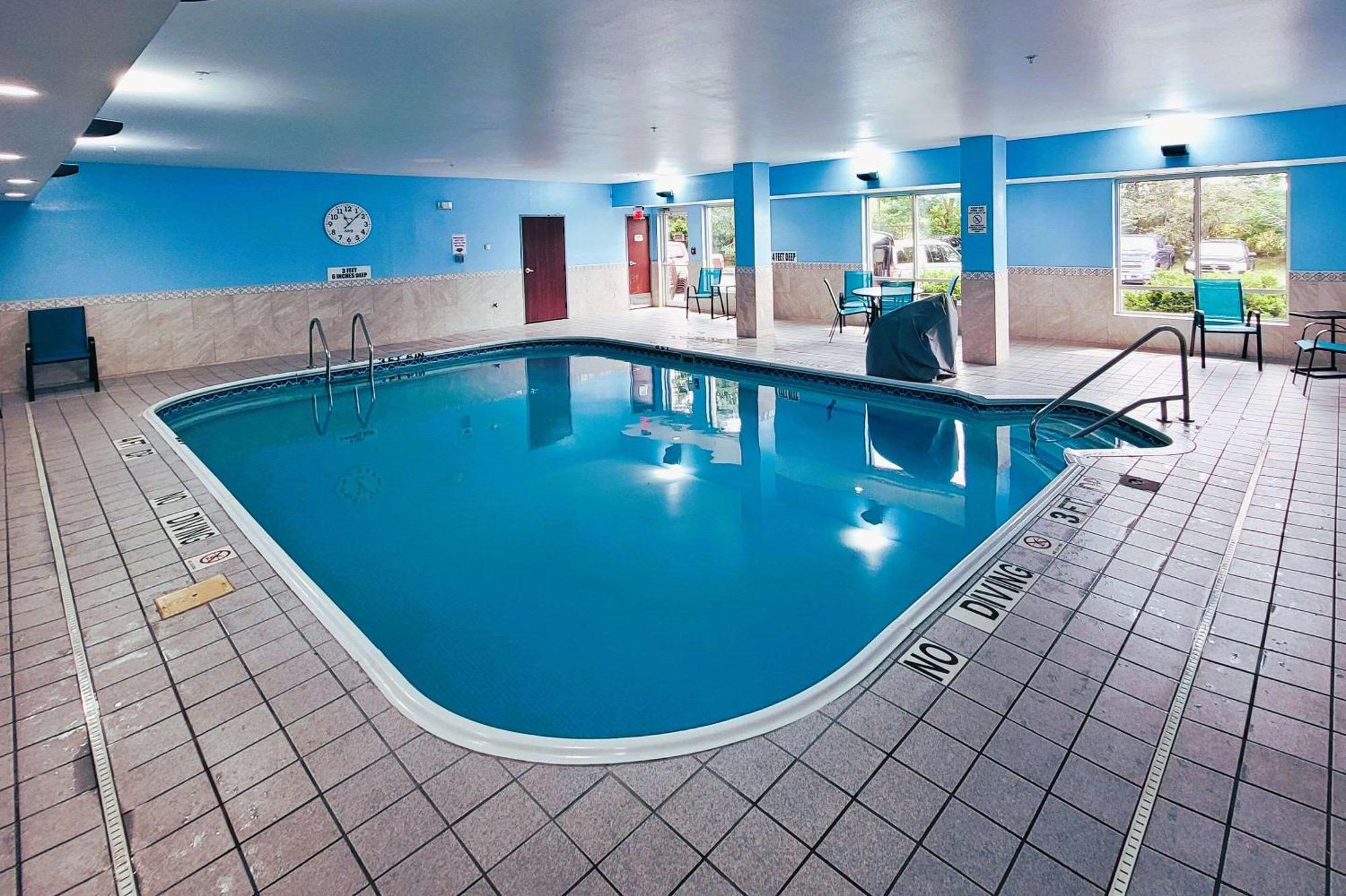 Comfort Inn & Suites Liverpool - Syracuse Exterior foto